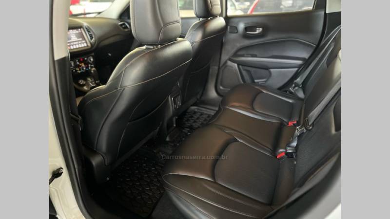 JEEP - COMPASS - 2017/2018 - Branca - R$ 109.900,00