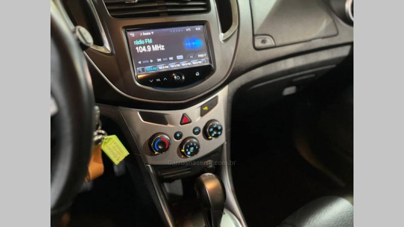 CHEVROLET - TRACKER - 2014/2015 - Cinza - R$ 70.900,00