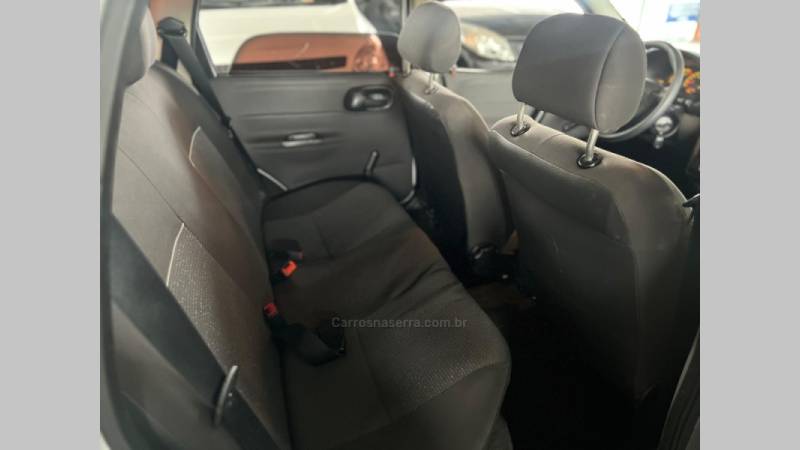CHEVROLET - CLASSIC - 2013/2013 - Branca - R$ 29.900,00