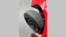 RENAULT - CLIO - 2013/2014 - Vermelha - R$ 29.900,00