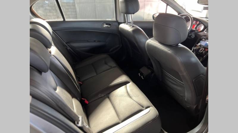 PEUGEOT - 408 - 2016/2017 - Prata - R$ 64.900,00