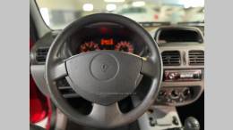 RENAULT - CLIO - 2011/2011 - Vermelha - R$ 23.900,00