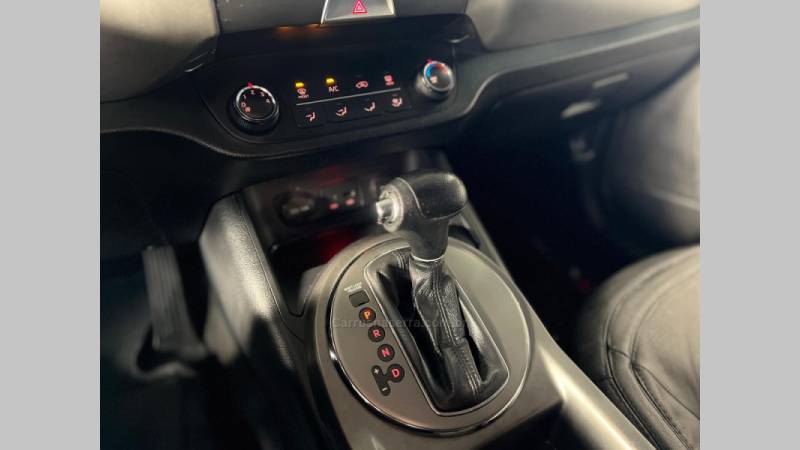 KIA MOTORS - SPORTAGE - 2014/2015 - Branca - R$ 79.900,00