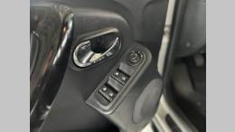 RENAULT - DUSTER - 2016/2017 - Prata - R$ 67.900,00