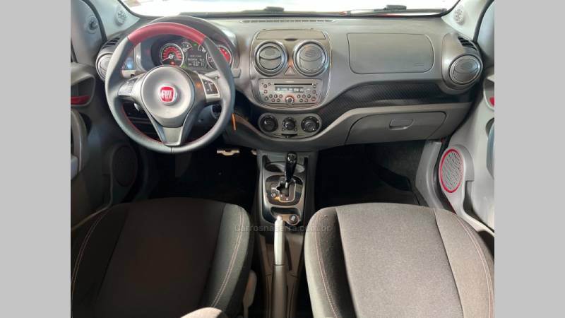 FIAT - PALIO - 2013/2014 - Vermelha - R$ 42.900,00