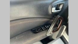 FIAT - TORO - 2017/2018 - Branca - R$ 112.900,00