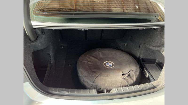 BMW - 328I - 2014/2015 - Prata - R$ 119.900,00