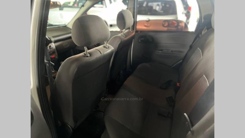 CHEVROLET - CLASSIC - 2013/2013 - Branca - R$ 29.900,00