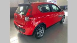 FIAT - PALIO - 2013/2014 - Vermelha - R$ 42.900,00