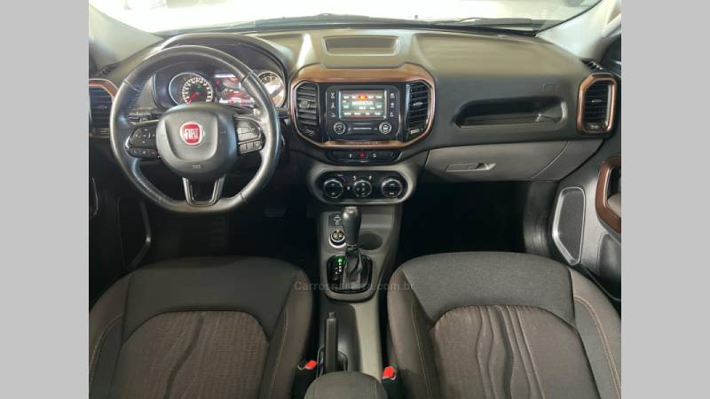 FIAT - TORO - 2017/2018 - Branca - R$ 112.900,00