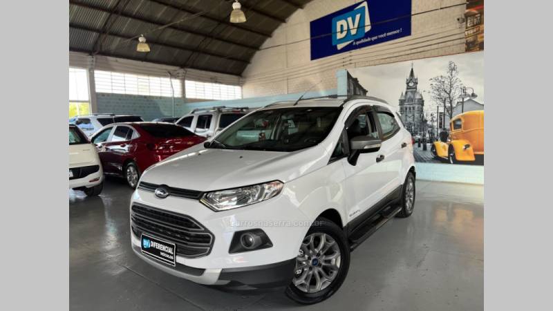 FORD - ECOSPORT - 2012/2013 - Branca - R$ 57.900,00