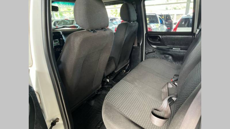 FORD - RANGER - 2011/2011 - Branca - R$ 71.900,00