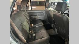 TOYOTA - HILUX SW4 - 2002/2002 - Prata - R$ 77.900,00