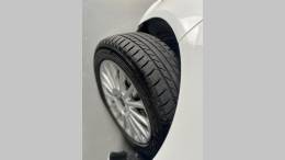 FORD - FIESTA - 2015/2016 - Branca - R$ 57.900,00