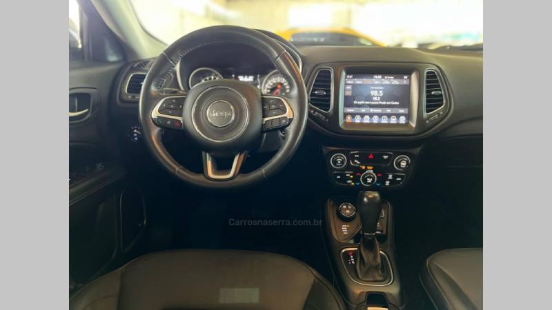 JEEP - COMPASS - 2017/2018 - Branca - R$ 109.900,00
