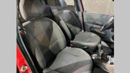 RENAULT - CLIO - 2011/2011 - Vermelha - R$ 23.900,00