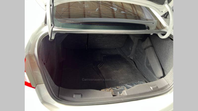 CHEVROLET - CRUZE - 2016/2017 - Branca - R$ 85.900,00
