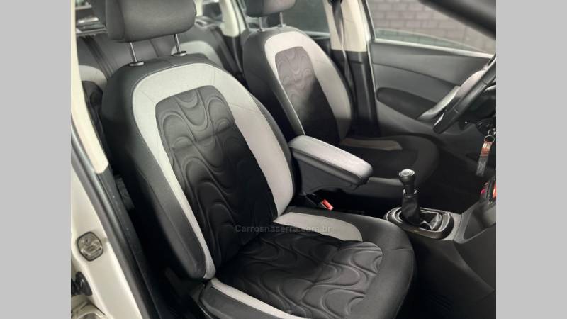 CITROËN - C3 - 2012/2013 - Branca - R$ 38.900,00