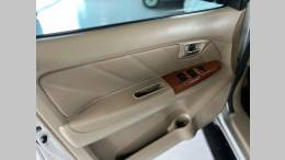 TOYOTA - HILUX SW4 - 2009/2010 - Prata - R$ 99.900,00