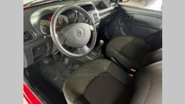 RENAULT - CLIO - 2013/2014 - Vermelha - R$ 29.900,00