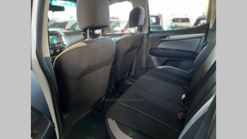 CHEVROLET - S10 - 2019/2019 - Branca - R$ 148.900,00