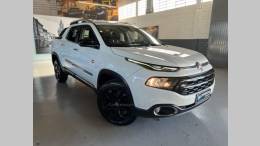 FIAT - TORO - 2017/2018 - Branca - R$ 112.900,00