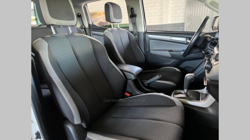 CHEVROLET - S10 - 2019/2019 - Branca - R$ 148.900,00