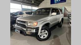 TOYOTA - HILUX SW4 - 2002/2002 - Prata - R$ 77.900,00