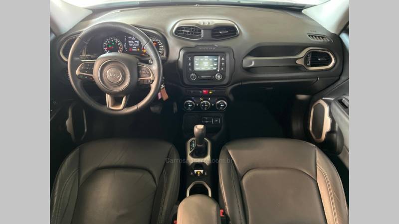JEEP - RENEGADE - 2017/2018 - Branca - R$ 77.900,00