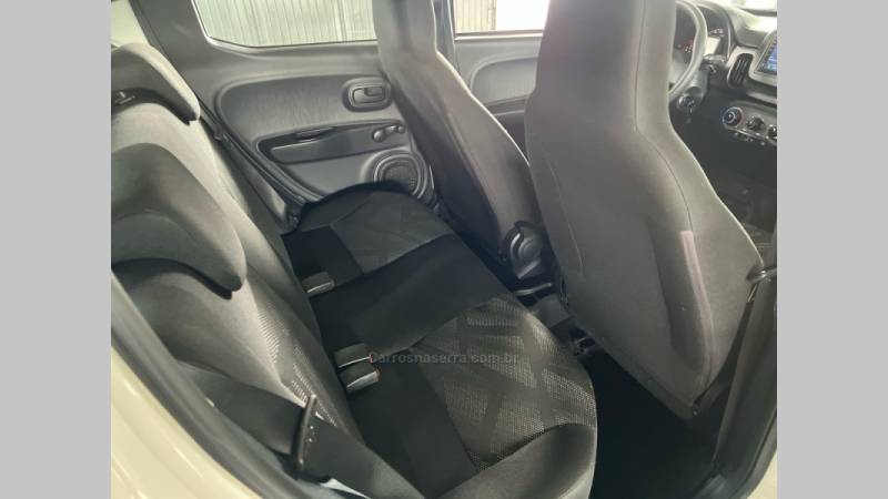 FIAT - MOBI - 2019/2020 - Branca - R$ 48.900,00