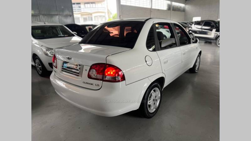 CHEVROLET - CLASSIC - 2013/2013 - Branca - R$ 29.900,00