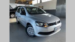 VOLKSWAGEN - VOYAGE - 2013/2014 - Prata - R$ 39.900,00