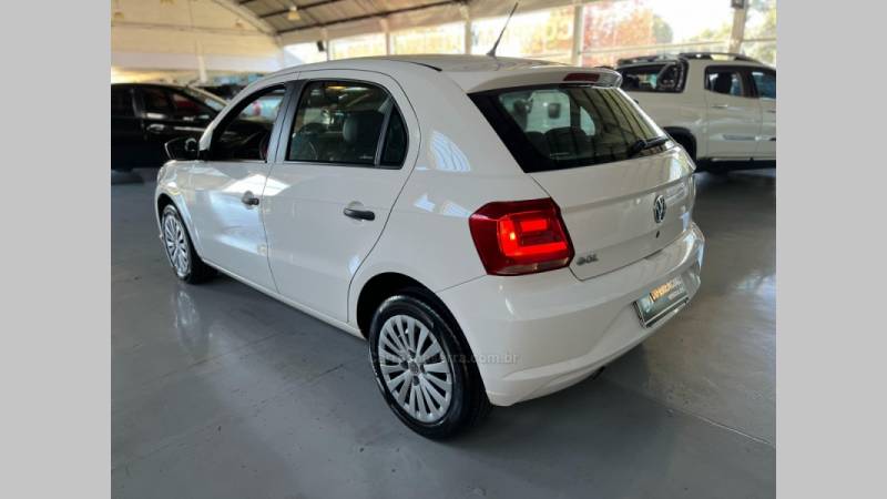 VOLKSWAGEN - GOL - 2019/2020 - Branca - R$ 51.900,00