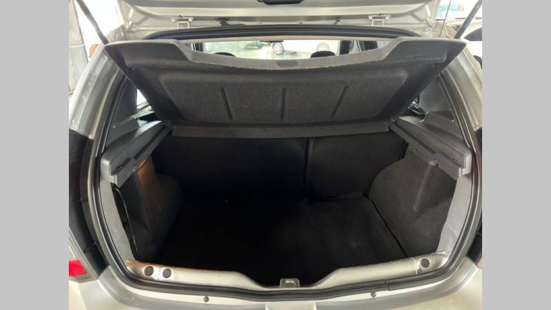 RENAULT - SANDERO - 2013/2013 - Prata - R$ 41.900,00