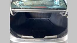 VOLKSWAGEN - VOYAGE - 2013/2014 - Prata - R$ 39.900,00