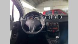 CITROËN - C3 - 2012/2013 - Branca - R$ 38.900,00