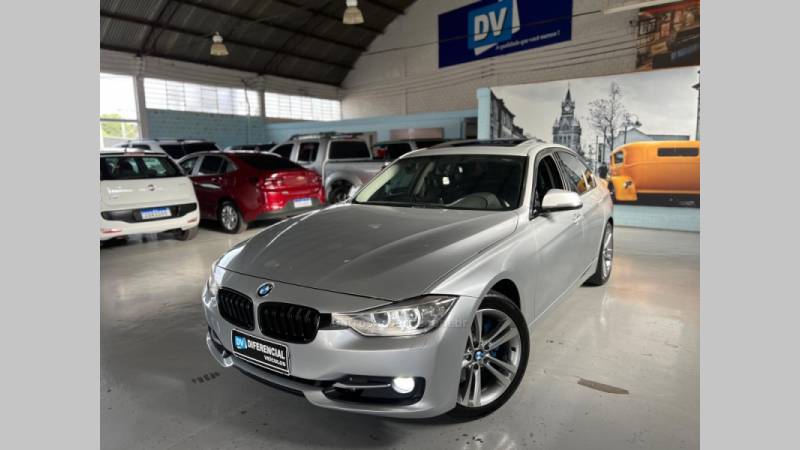 BMW - 328I - 2014/2015 - Prata - R$ 119.900,00