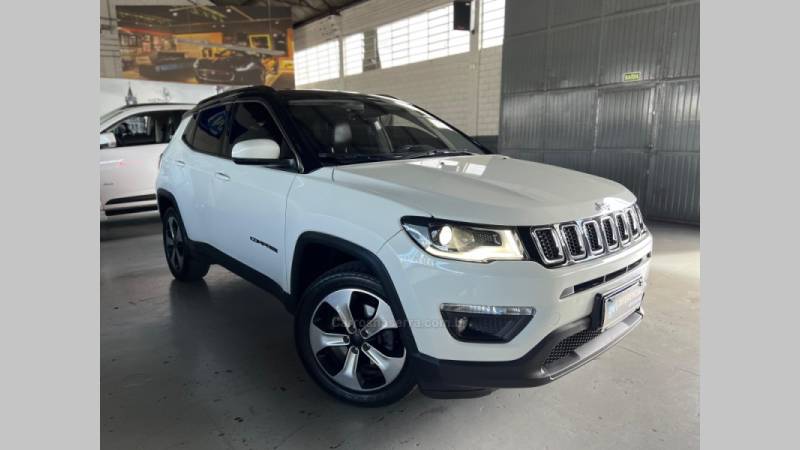 JEEP - COMPASS - 2017/2018 - Branca - R$ 96.900,00