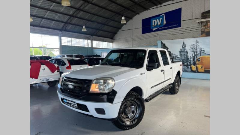 FORD - RANGER - 2011/2011 - Branca - R$ 71.900,00