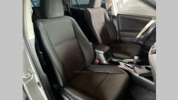 TOYOTA - RAV4 - 2014/2015 - Prata - R$ 94.900,00