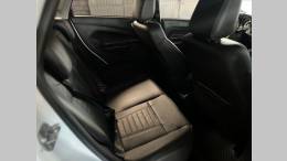 FORD - FIESTA - 2015/2016 - Branca - R$ 57.900,00