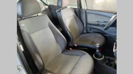 VOLKSWAGEN - VOYAGE - 2013/2014 - Prata - R$ 39.900,00