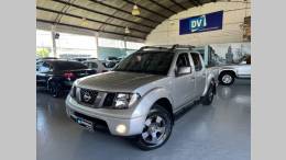 NISSAN - FRONTIER - 2012/2013 - Prata - R$ 89.900,00