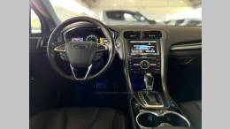 FORD - FUSION - 2015/2016 - Branca - R$ 93.900,00