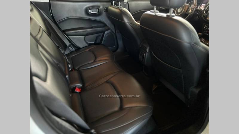 JEEP - COMPASS - 2017/2018 - Branca - R$ 96.900,00