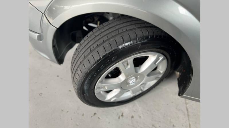 CHEVROLET - VECTRA - 2008/2008 - Cinza - R$ 37.900,00