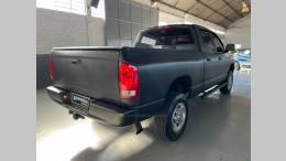 DODGE - RAM - 2005/2006 - Preta - R$ 129.900,00