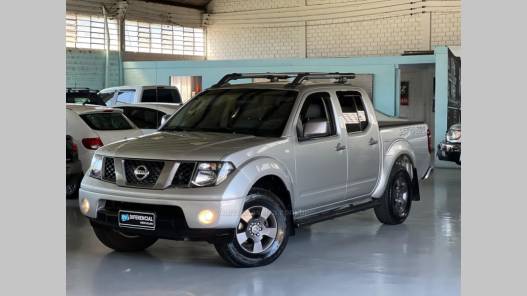 NISSAN - FRONTIER - 2012/2013 - Prata - R$ 89.900,00