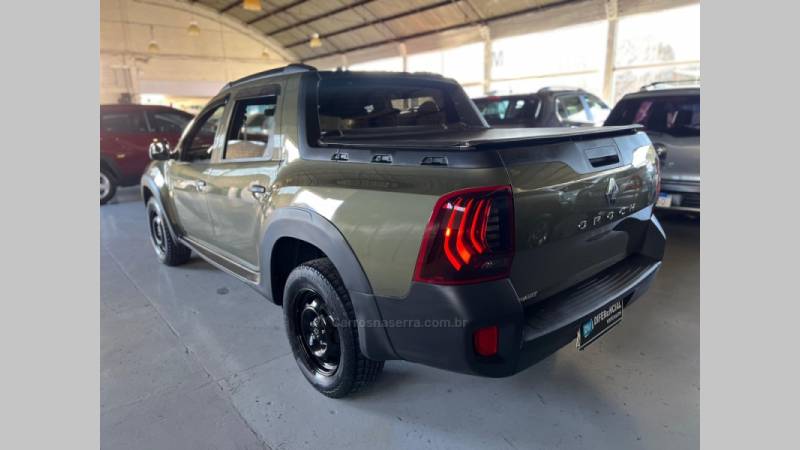 RENAULT - DUSTER OROCH - 2017/2018 - Verde - R$ 74.900,00