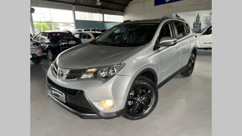 TOYOTA - RAV4 - 2014/2015 - Prata - R$ 94.900,00
